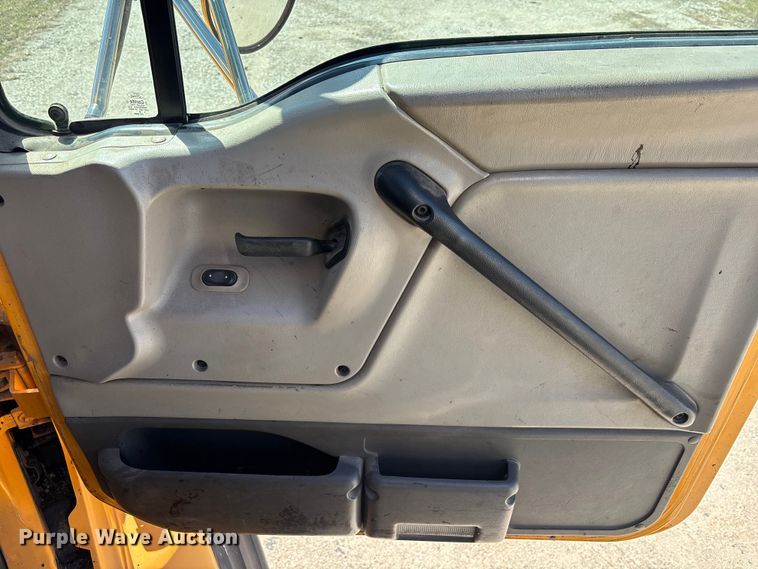 image for item EM5018 2002 Sterling L-LIne dump truck