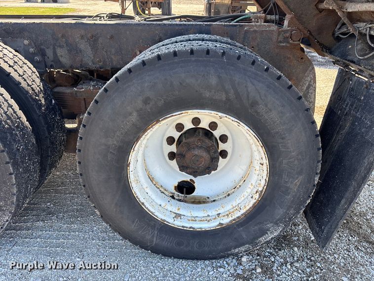 image for item EM5018 2002 Sterling L-LIne dump truck