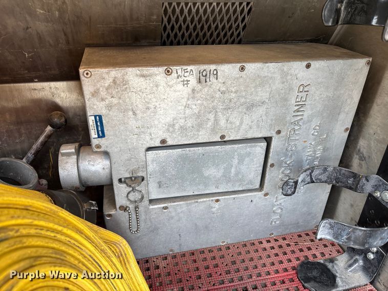 image for item EM5039 1988 Ford L9000 tanker fire truck