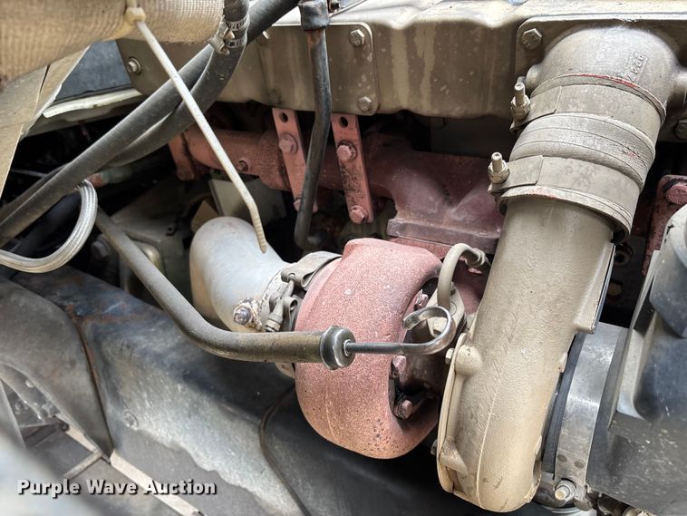 image for item EM5039 1988 Ford L9000 tanker fire truck