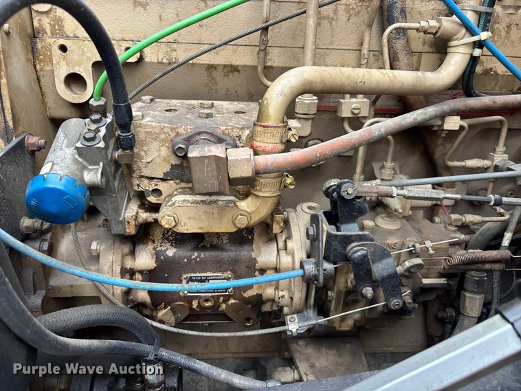 image for item EM5039 1988 Ford L9000 tanker fire truck