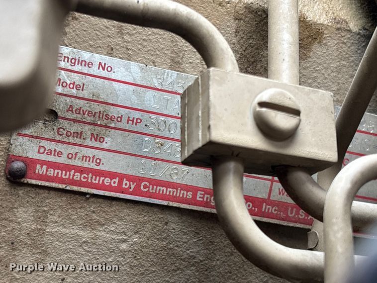 image for item EM5039 1988 Ford L9000 tanker fire truck