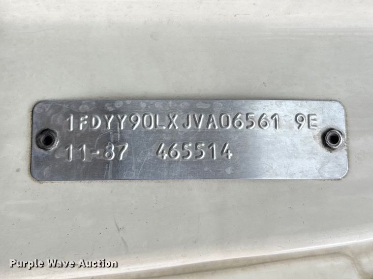 image for item EM5039 1988 Ford L9000 tanker fire truck