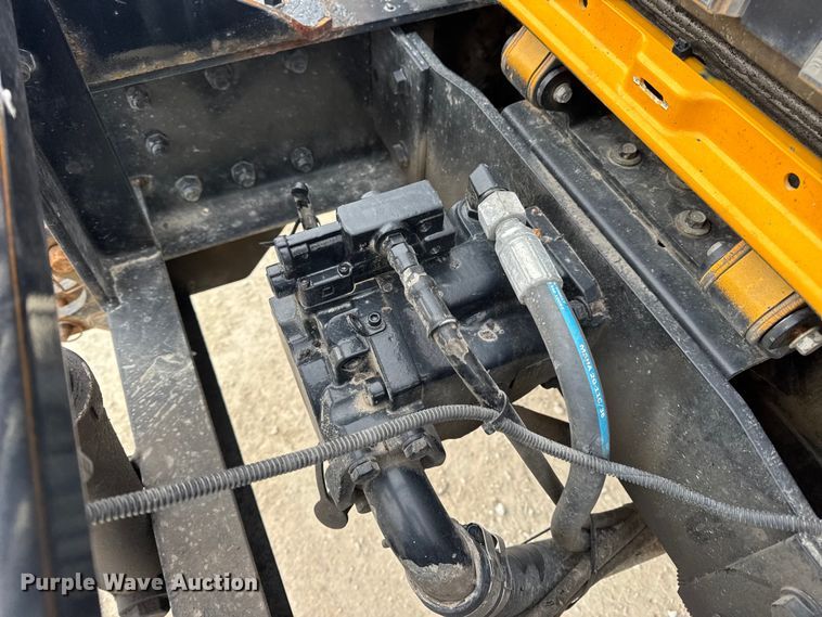 image for item EN0899 2016 International 7500 dump truck