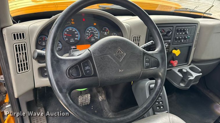 image for item EN0899 2016 International 7500 dump truck