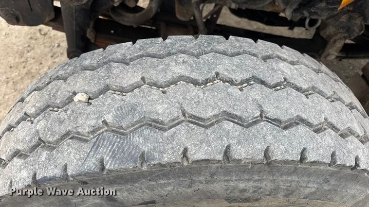 image for item EN0899 2016 International 7500 dump truck