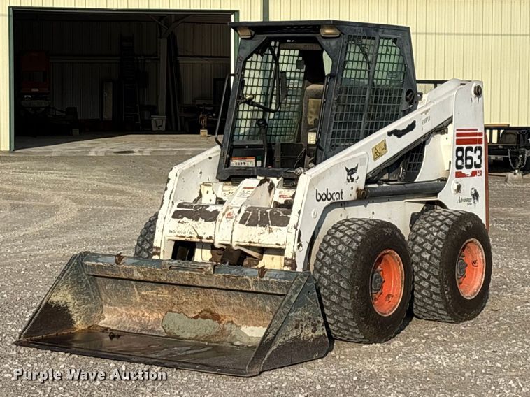 image for item EN5994 1999 Bobcat 863 skid steer loader