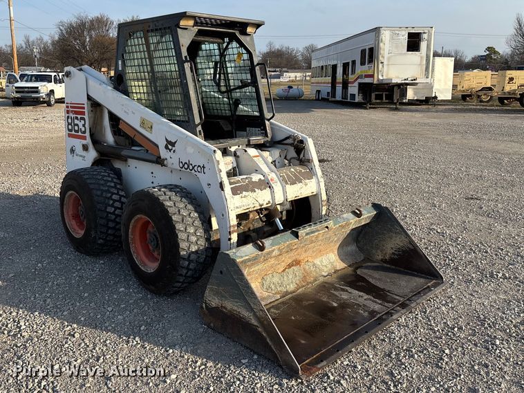 image for item EN5994 1999 Bobcat 863 skid steer loader