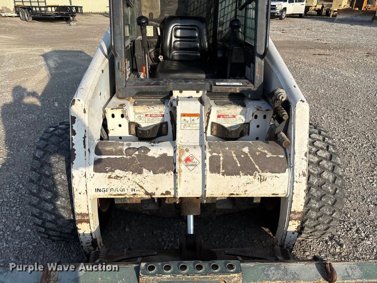 image for item EN5994 1999 Bobcat 863 skid steer loader