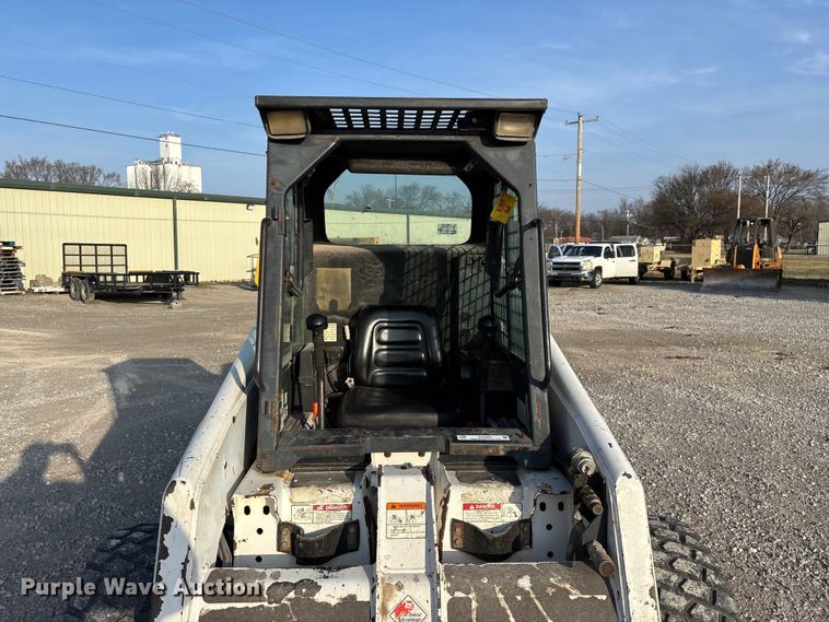 image for item EN5994 1999 Bobcat 863 skid steer loader