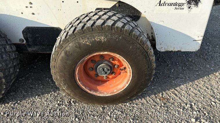 image for item EN5994 1999 Bobcat 863 skid steer loader