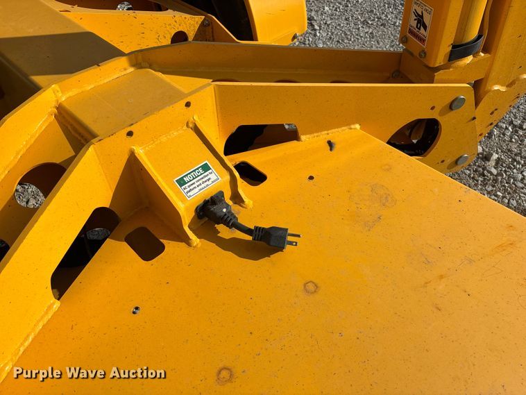 image for item EN5995 2008 Bil-Jax 5533A boom lift