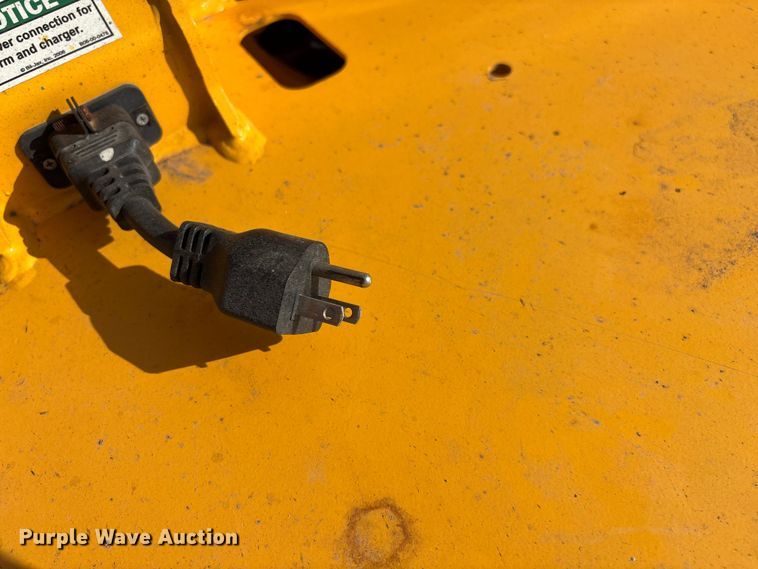 image for item EN5995 2008 Bil-Jax 5533A boom lift