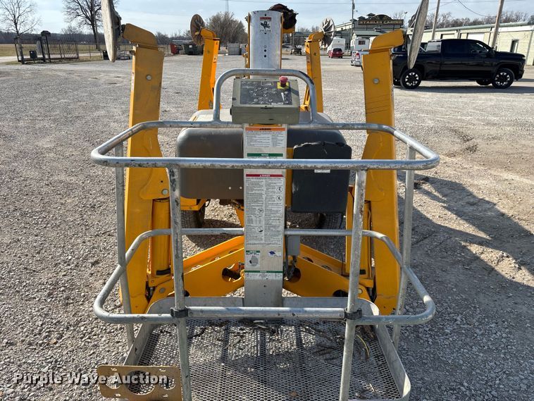 image for item EN5995 2008 Bil-Jax 5533A boom lift