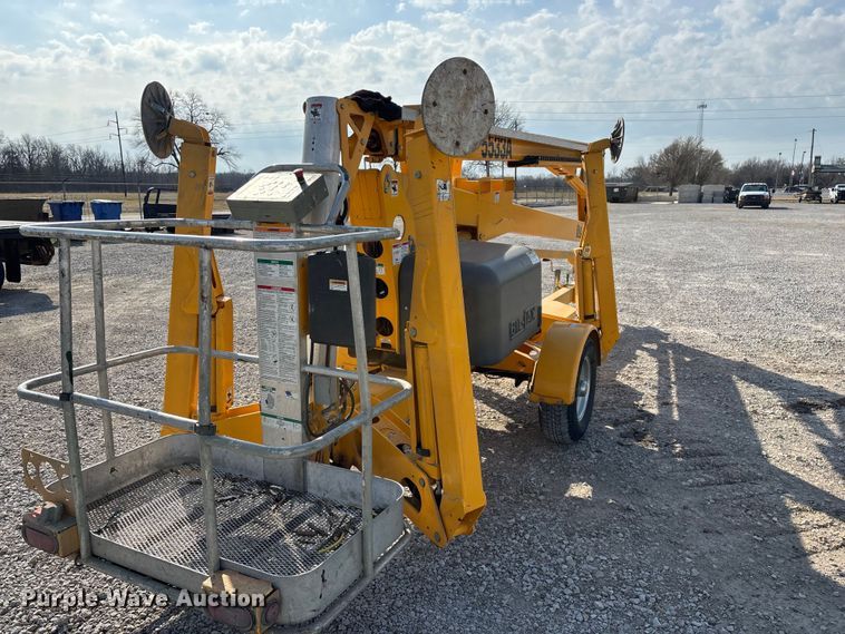 image for item EN5995 2008 Bil-Jax 5533A boom lift