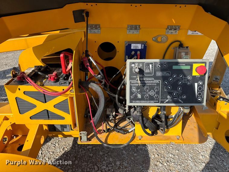 image for item EN5995 2008 Bil-Jax 5533A boom lift