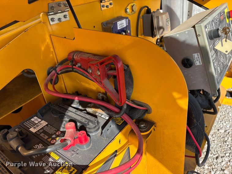 image for item EN5995 2008 Bil-Jax 5533A boom lift