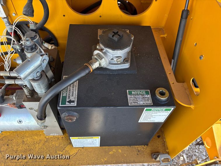 image for item EN5995 2008 Bil-Jax 5533A boom lift