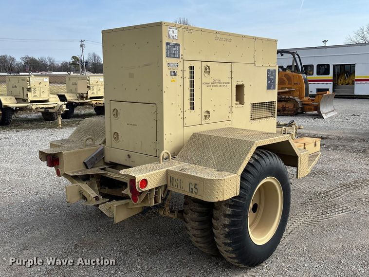 image for item EN5996 U.S. Department of Defense MEP-805A generator