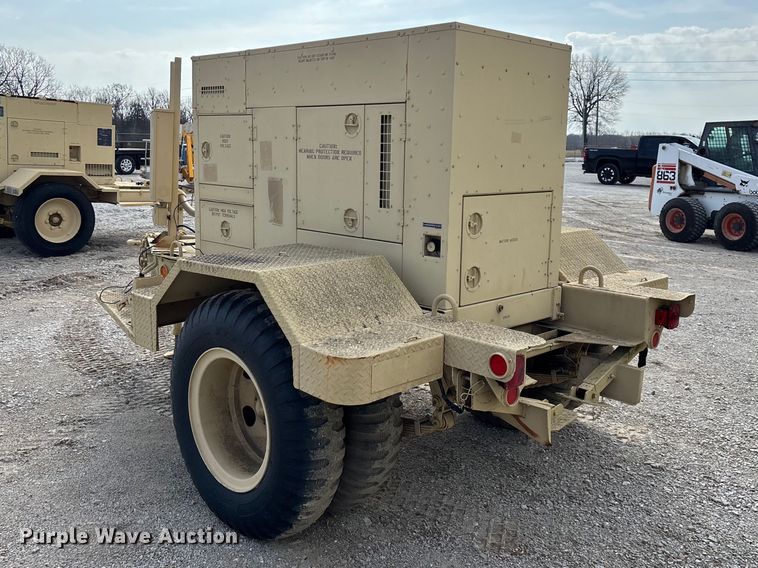 image for item EN5996 U.S. Department of Defense MEP-805A generator