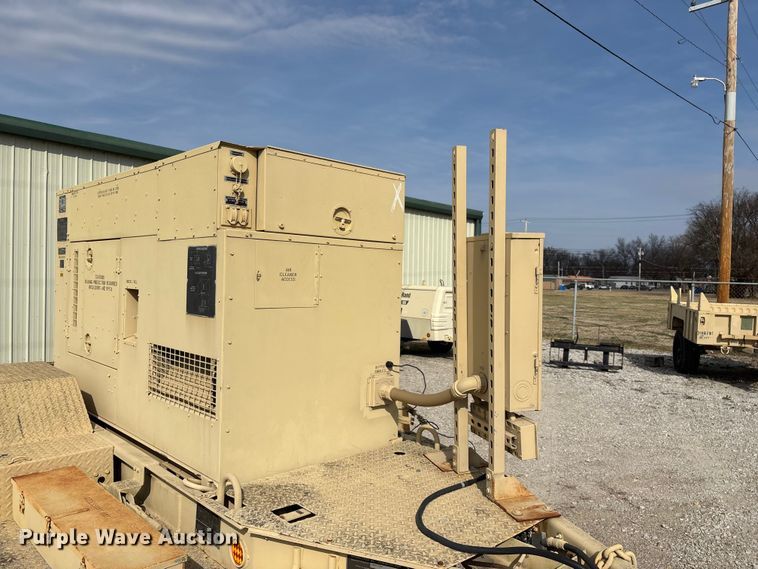 image for item EN5996 U.S. Department of Defense MEP-805A generator