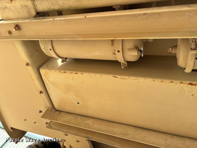 image for item EN5996 U.S. Department of Defense MEP-805A generator