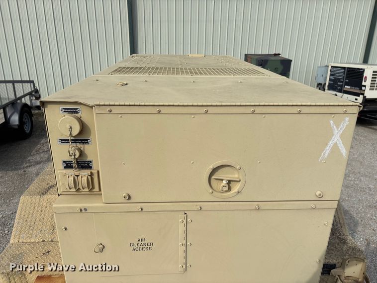 image for item EN5996 U.S. Department of Defense MEP-805A generator