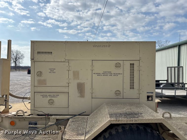 image for item EN5996 U.S. Department of Defense MEP-805A generator