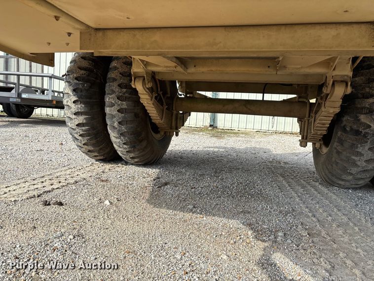 image for item EN5996 U.S. Department of Defense MEP-805A generator