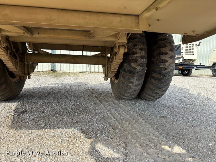 image for item EN5996 U.S. Department of Defense MEP-805A generator