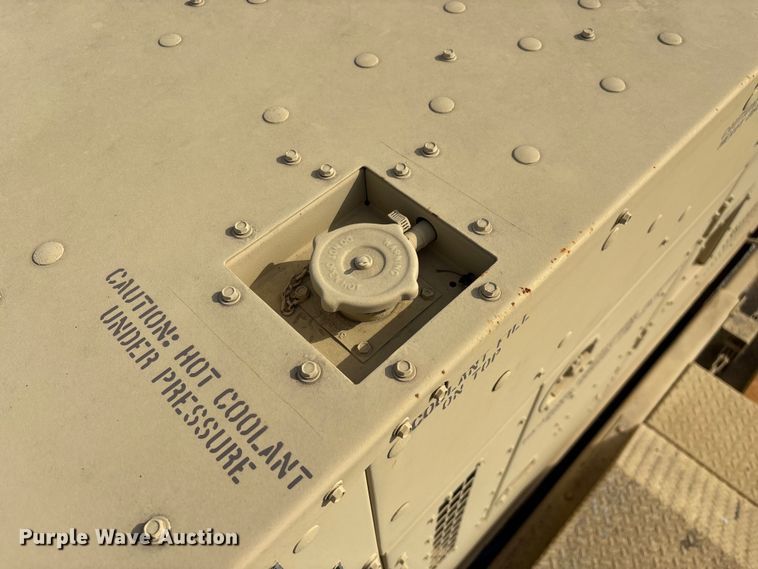 image for item EN5996 U.S. Department of Defense MEP-805A generator