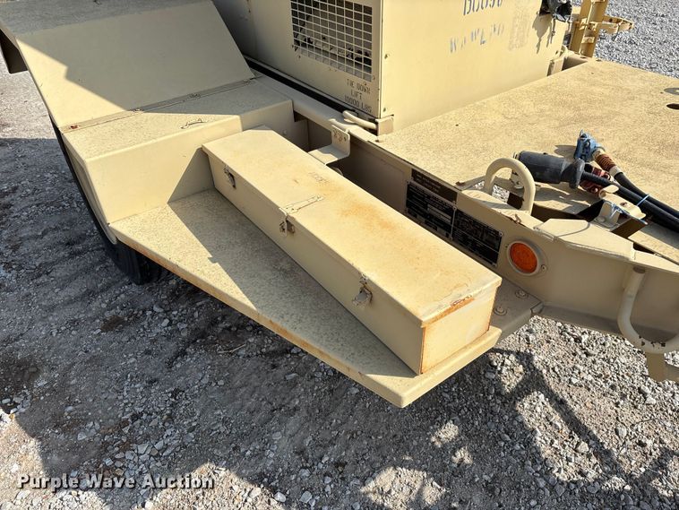 image for item EN5997 US Department of Defense MEP-804A generator