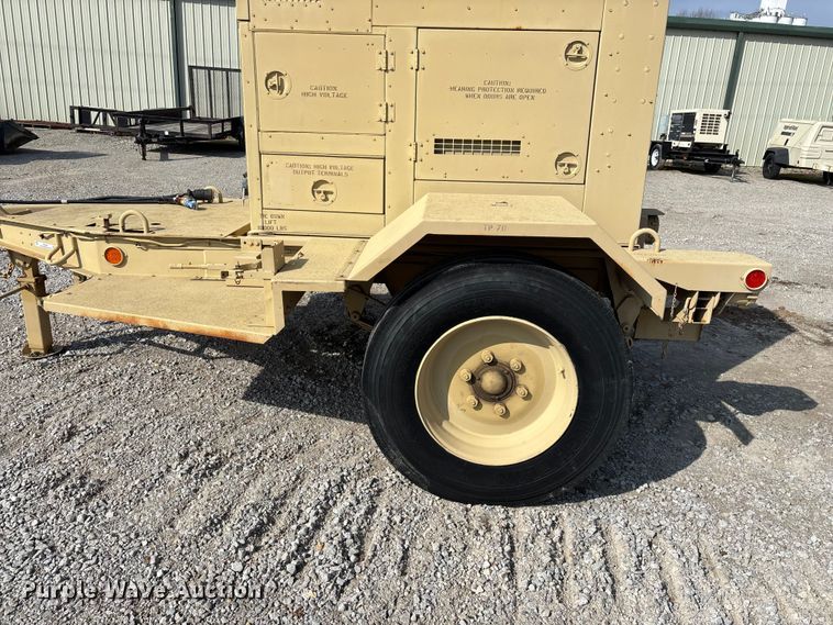 image for item EN5997 US Department of Defense MEP-804A generator