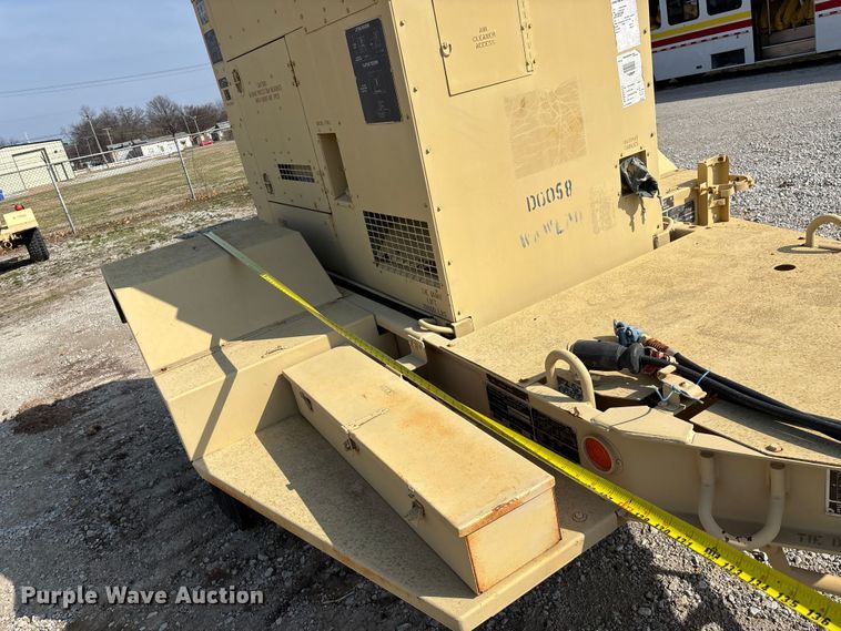 image for item EN5997 US Department of Defense MEP-804A generator