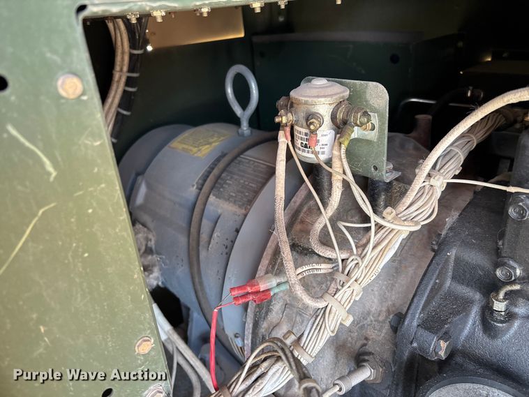 image for item EN5997 US Department of Defense MEP-804A generator