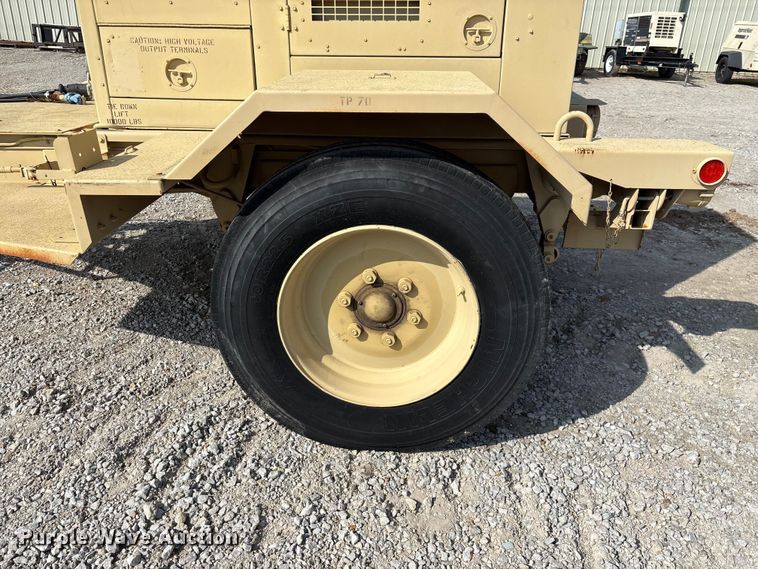 image for item EN5997 US Department of Defense MEP-804A generator