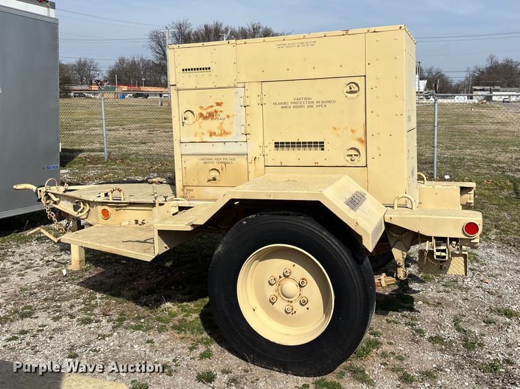 image for item EN5998 U.S Department of Defense MEP-804A generator