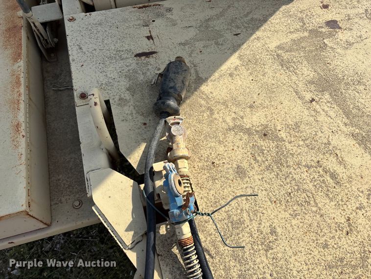 image for item EN5998 U.S Department of Defense MEP-804A generator