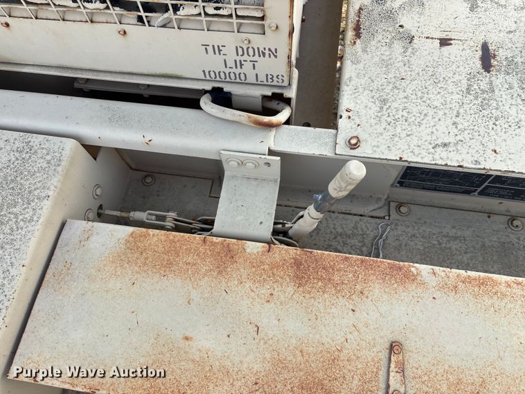 image for item EN5998 U.S Department of Defense MEP-804A generator