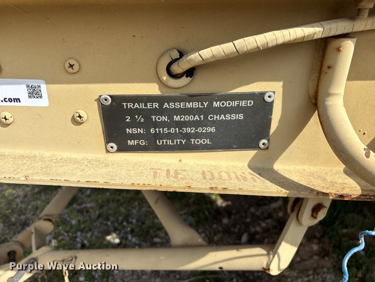 image for item EN5998 U.S Department of Defense MEP-804A generator