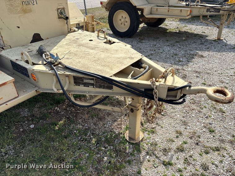 image for item EN5998 U.S Department of Defense MEP-804A generator