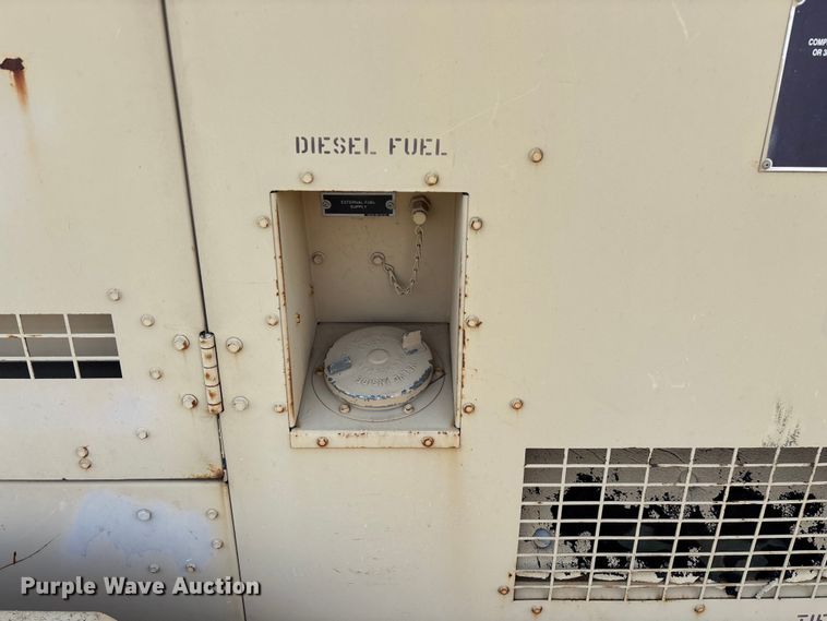 image for item EN5998 U.S Department of Defense MEP-804A generator