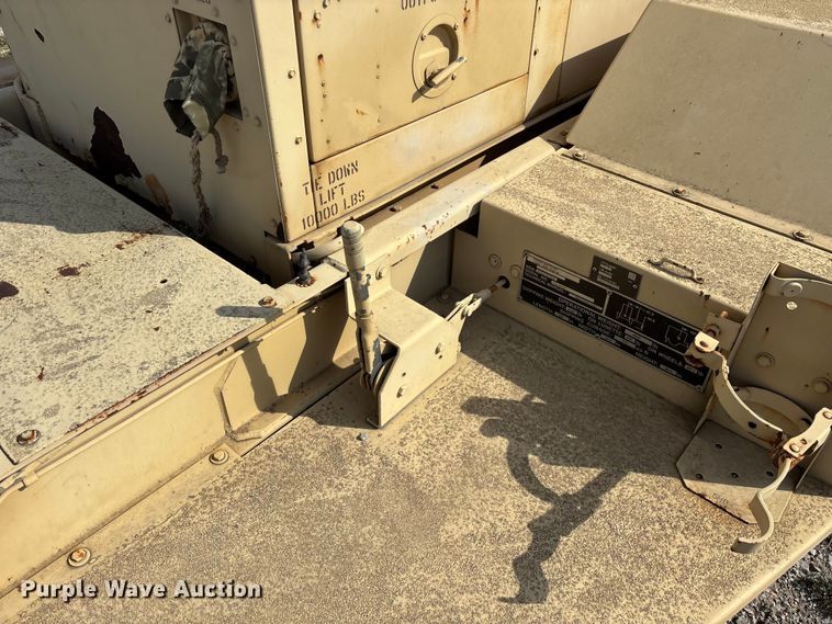 image for item EN5998 U.S Department of Defense MEP-804A generator