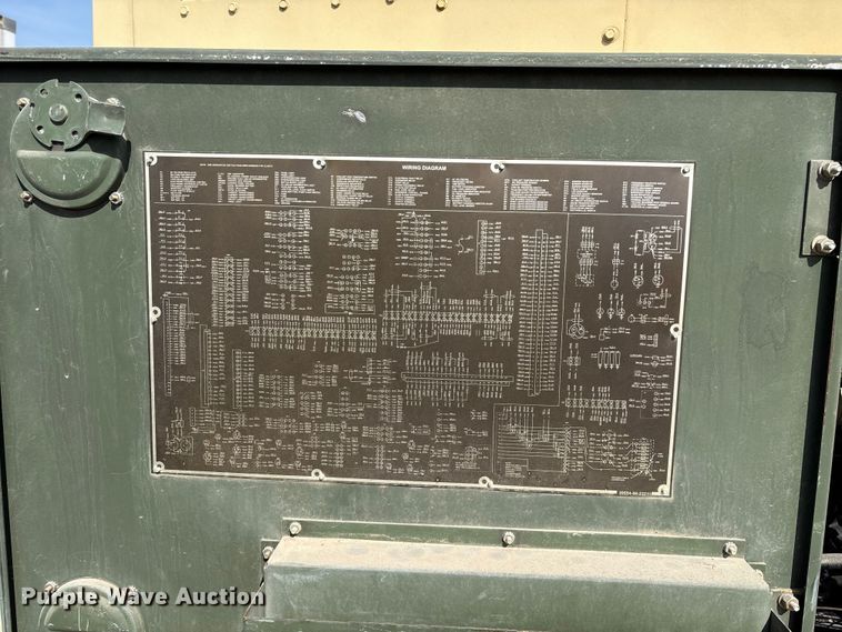 image for item EN5998 U.S Department of Defense MEP-804A generator