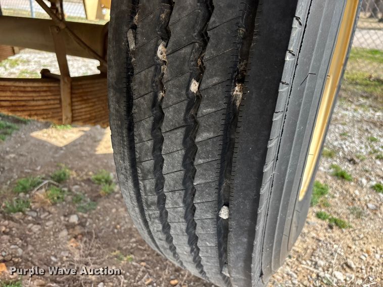 image for item EN5998 U.S Department of Defense MEP-804A generator