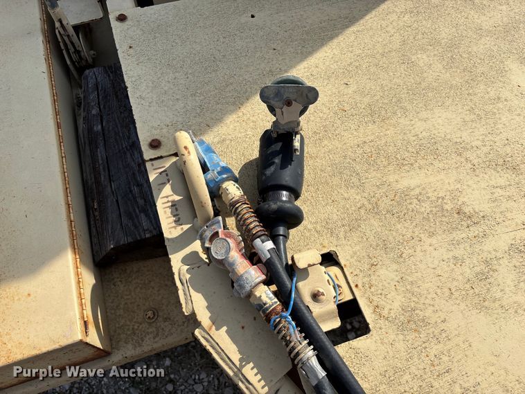 image for item EN5999 U.S Department of Defense MEP-804A  generator