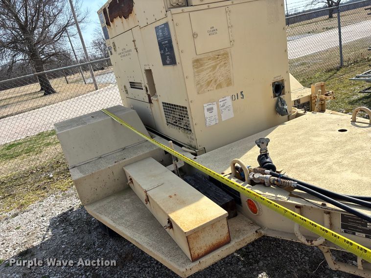 image for item EN5999 U.S Department of Defense MEP-804A  generator