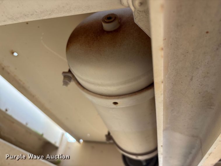 image for item EN5999 U.S Department of Defense MEP-804A  generator