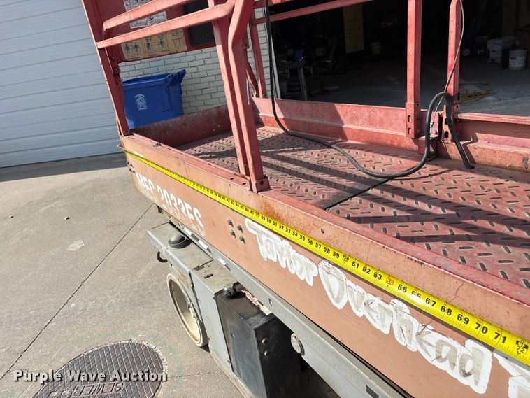 image for item EO4005 MEC 2033ES scissor lift