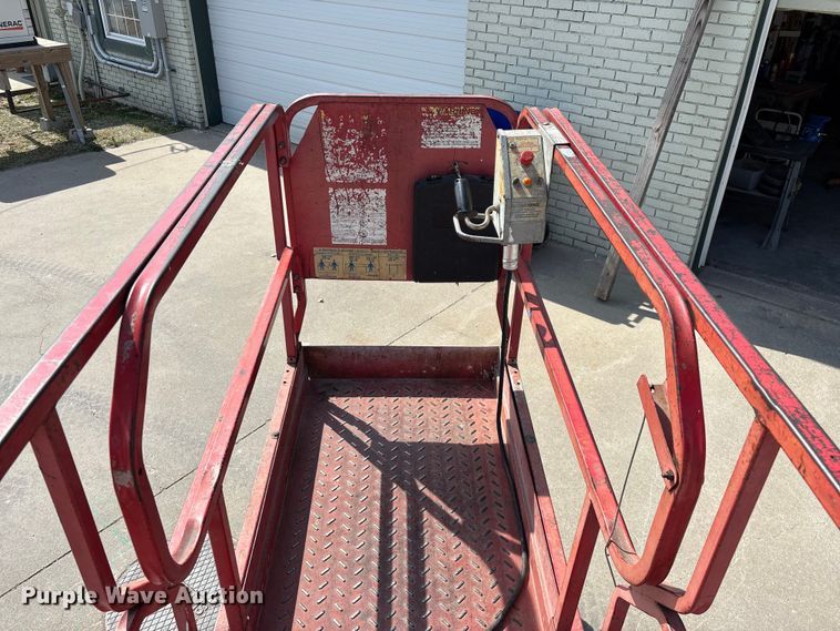 image for item EO4005 MEC 2033ES scissor lift